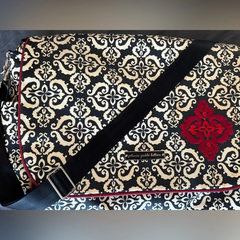 Petunia Pickle Bottom Boxy Baby bag